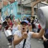 crece-la-tension-en-venezuela:-proclaman-a-maduro-y-hay-cortes-de-ruta-y-cacerolazos
