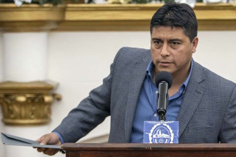 dura-critica-del-gobernador-de-santa-cruz-a-ypf:-“solo-les-interesa-el-negocio-financiero”