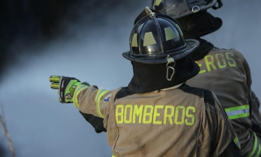 Incendio rural de gran magnitud en Ayacucho: más de 8 horas de trabajo, 22 bomberos y hasta 150 hectáreas afectadas