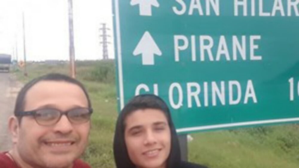 ¡Destacable! Un estudiante de 18 años que accedió al IFE se lo donó a un hombre que no pudo obtenerlo