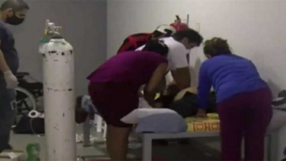 Una muerte en vivo por coronavirus en TV de Bolivia genera debate