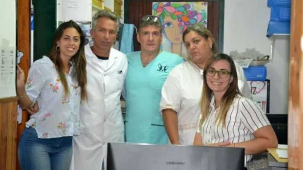 Es médico, se contagió de coronavirus y le desean la muerte por Facebook