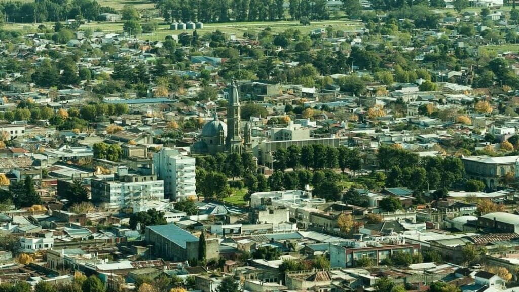 Cuarentena: El Municipio extendió el horario de las actividades habilitadas