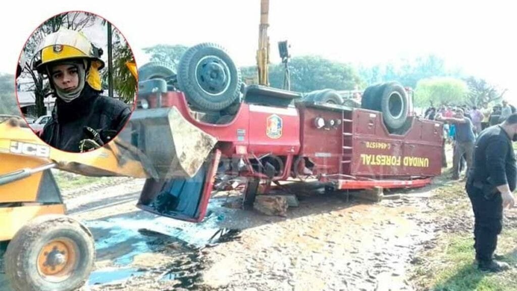 Un bombero de 18 años murió en Santa Fe al volcar una autobomba que se dirigía a un incendio