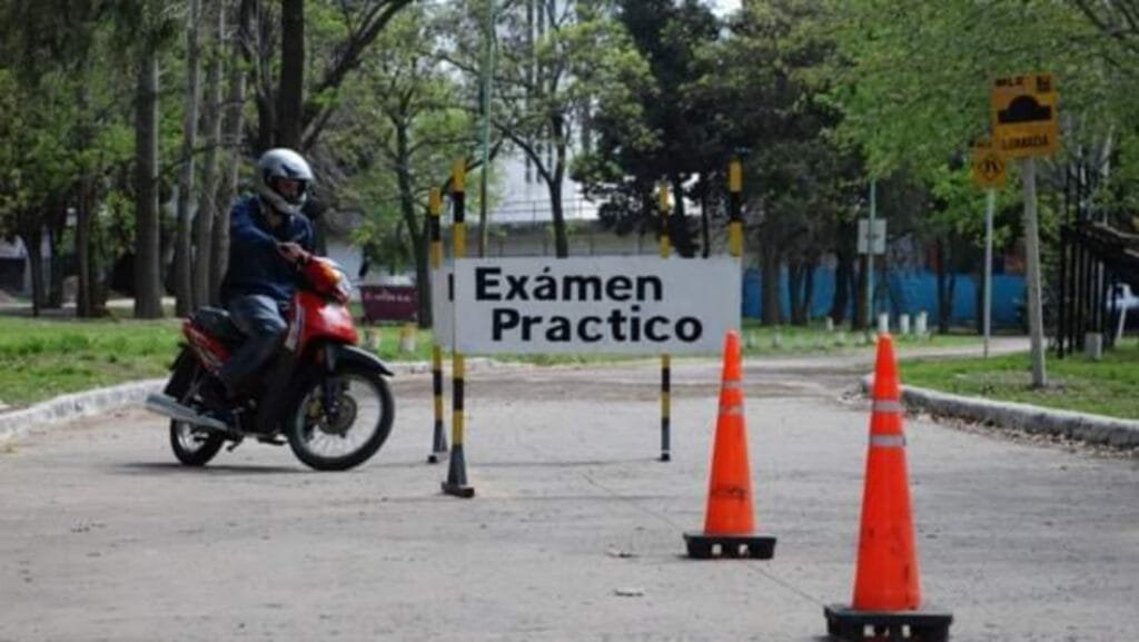 Un Concejal solicita que se implemente un circuito de práctica para futuros conductores