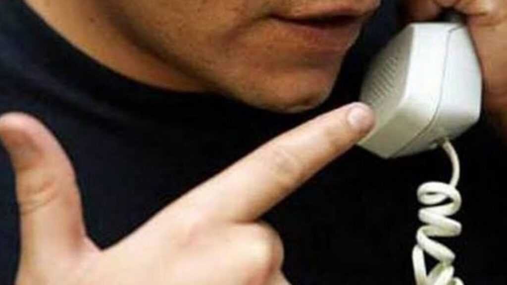 Le hicieron creer que tenían a su hija secuestrada y entregó casi dos millones de pesos