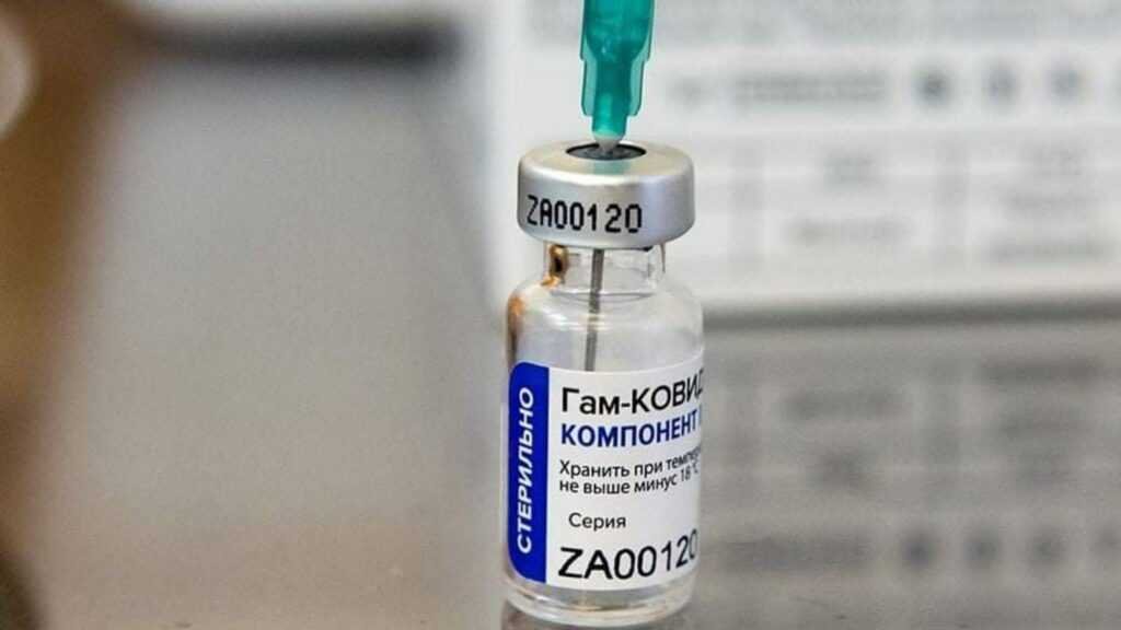 Ya son más de 100 personas que se aplicaron la vacuna Sputnik V en Ayacucho