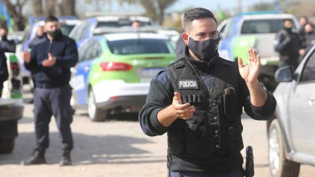 Anunciaron un aumento para policías y miembros del Servicio Penitenciario Bonaerense