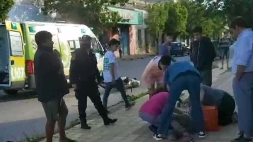 Un joven fue trasladado de urgencia al Hospital tras protagonizar un fuerte choque