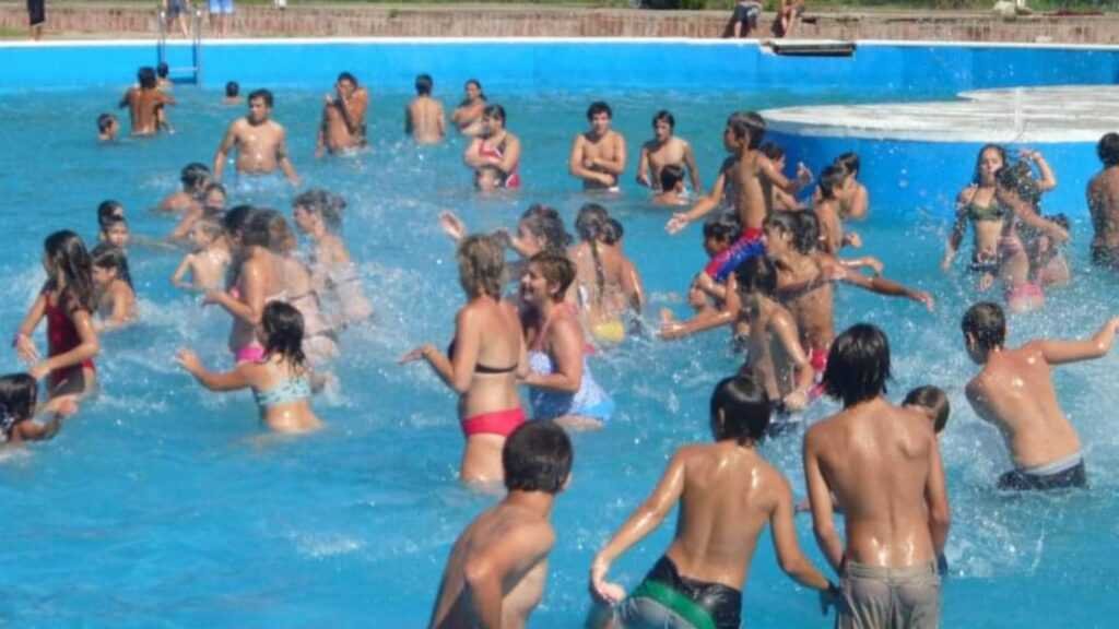 Hoy abre la pileta del Club Independiente ¿Que requisitos se solicitan?