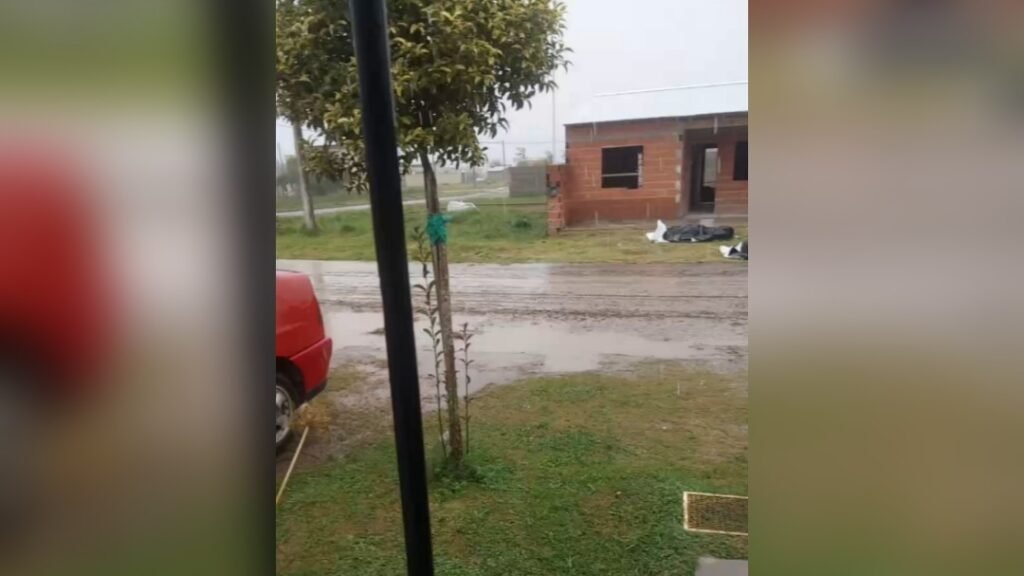 RECLAMO: Barrio El Estadio y calles intransitables cuando llueve