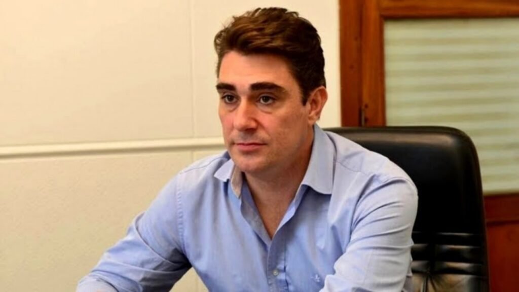 Intendente llamó a cortar rutas si no habilitan clases presenciales en su distrito