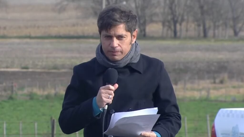 El Gobernador anunció desde Tandil que desde este sábado los mayores de 50 años podrán vacunarse sin turno