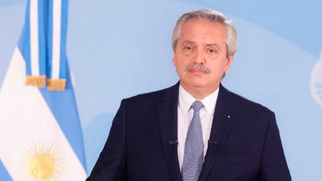 Alberto Fernández encabezará una ceremonia en homenaje a los fallecidos por el coronavirus