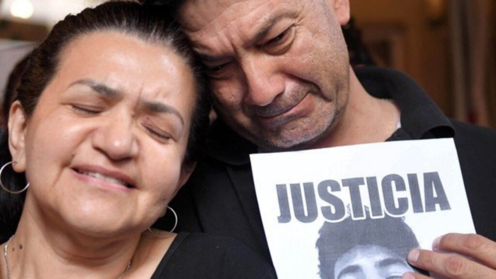 Los padres de Fernando Báez Sosa ayudan a quienes pasan frío