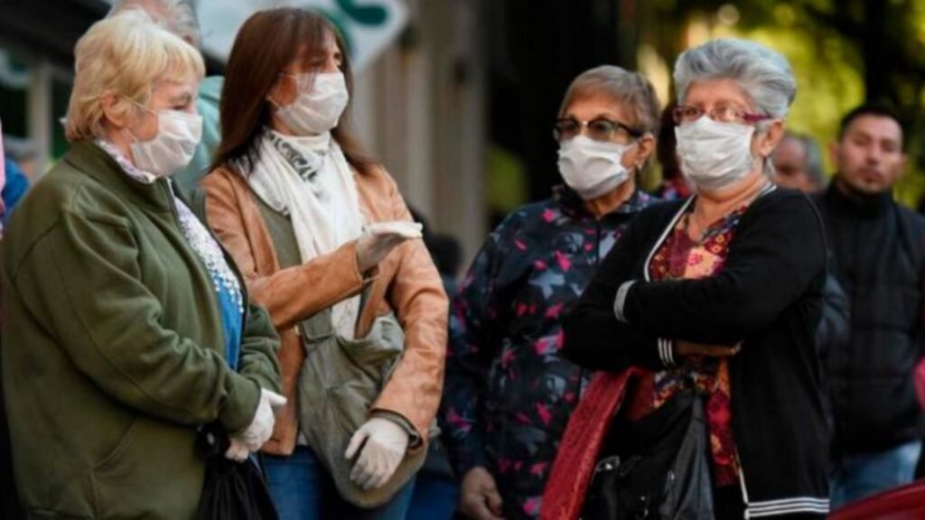 Comenzó este lunes el pago del bono para jubilados y pensionados