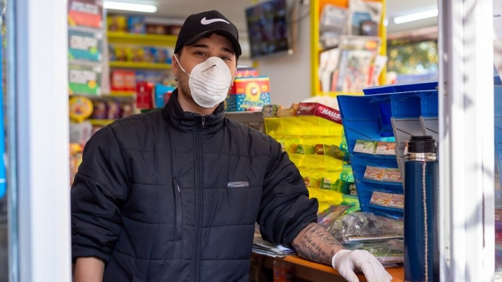 Mercantiles obtuvo 42% de mejora salarial y revisará el acuerdo en enero