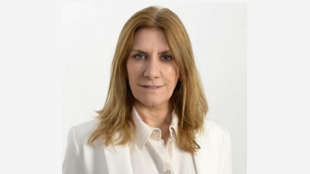 Alejandra Lorden visitó Ayacucho para recorrer el sistema de salud y acompañar la lista de Giardini