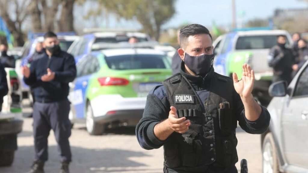 Policía de Ayacucho: “Estamos orgullosos de la Juventud estudiantil por su comportamiento en primavera”