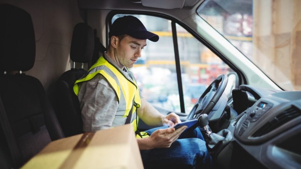 Empleo: Buscan chofer de reparto y vendedor