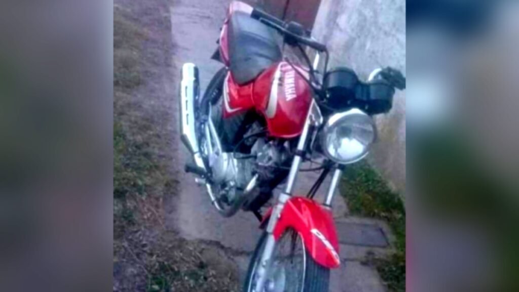 Le robaron la moto y logró recuperarla por sus propios medios