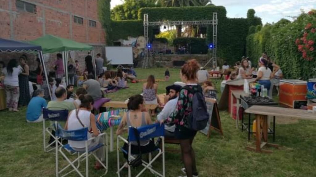 Juventud Unida recibe el otoño con actividades