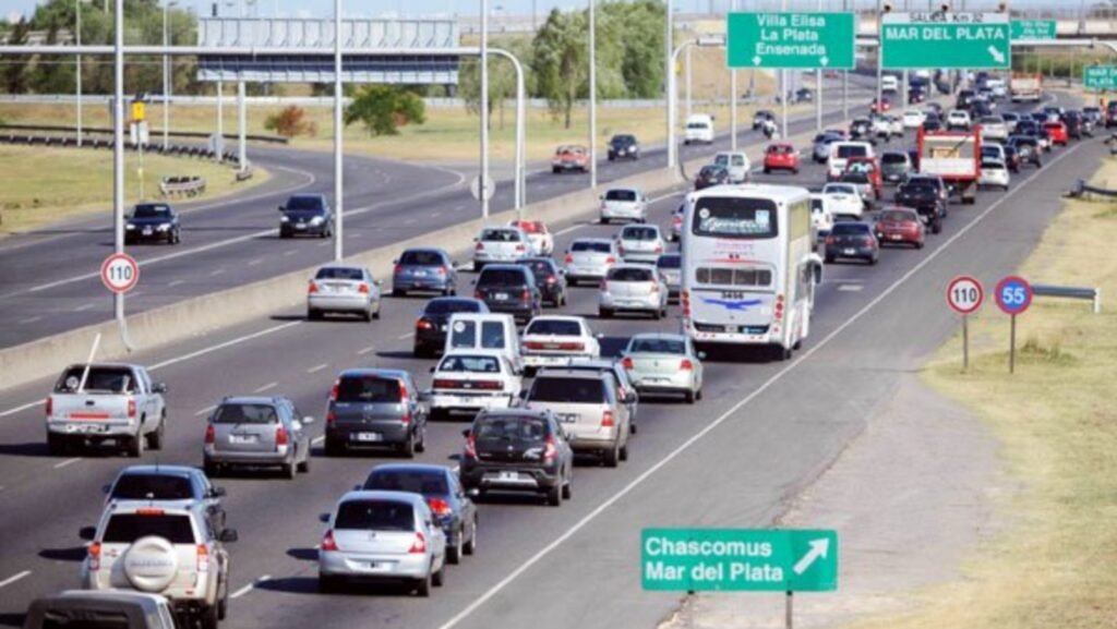 Semana Santa: restringen la circulación de camiones en rutas y autovías por el recambio turístico