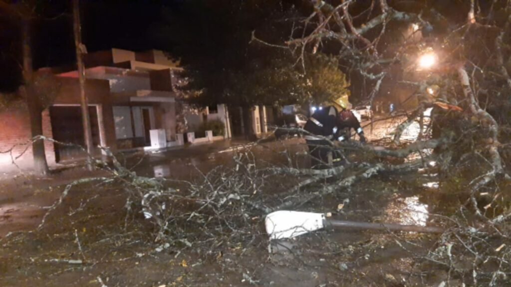 Video: Fuerte temporal en Ayacucho generó inconvenientes