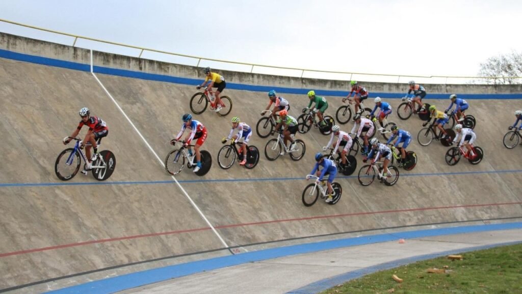 Ciclistas Ayacuchenses se preparan para el Campeonato Argentino