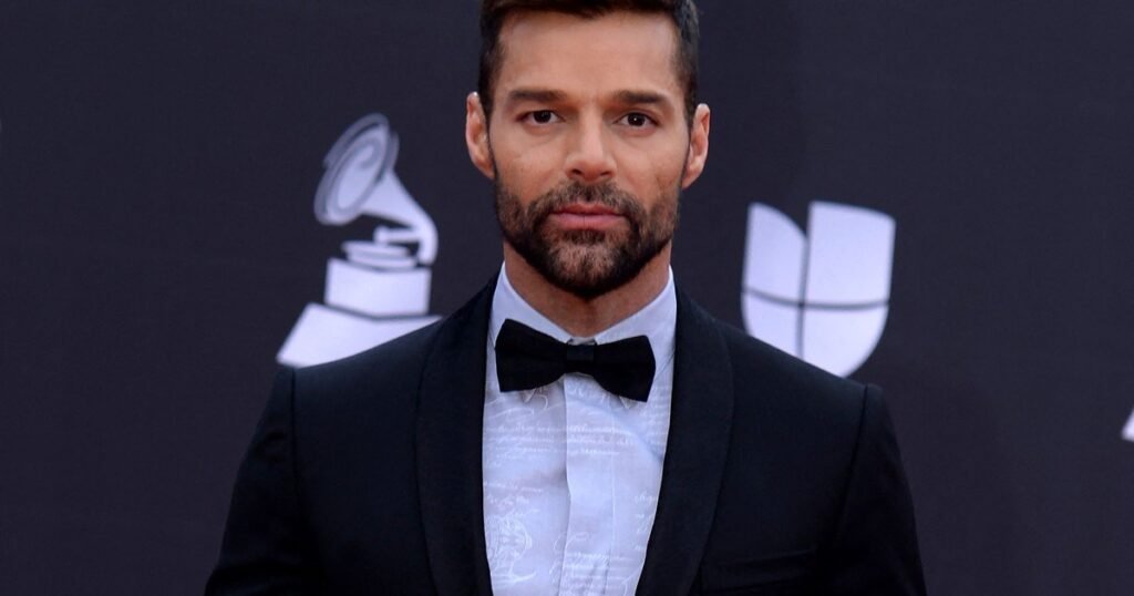 Ricky Martin lanzó su nuevo disco una semana antes de la audiencia por el juicio de incesto