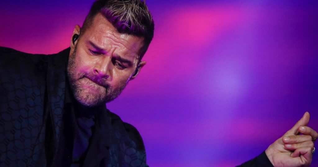 Según su defensa, las acusaciones contra Ricky Martin por violencia doméstica son “falsas y fabricadas”