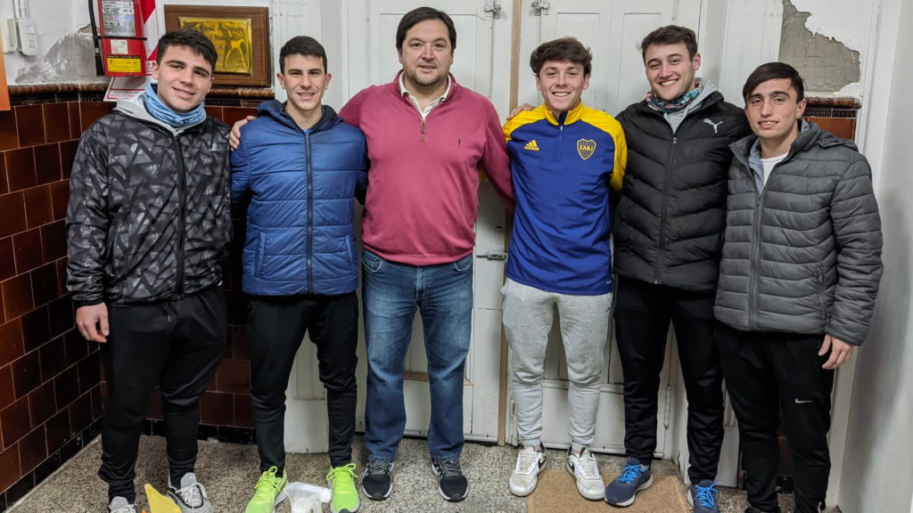 Las selecciones juveniles tiene cuerpo técnico