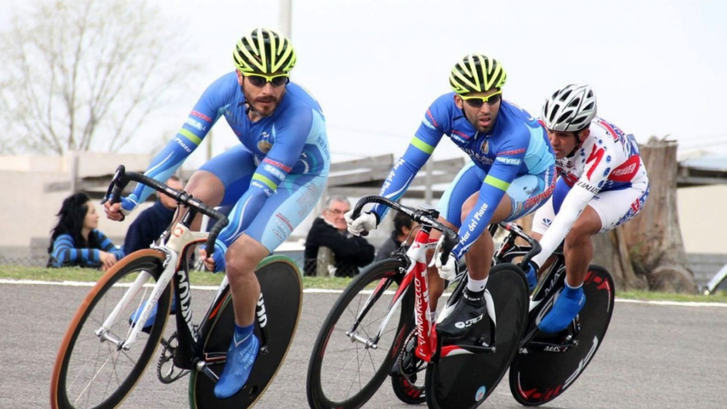Este domingo habrá ciclismo en la pista de Arenales y Moreno