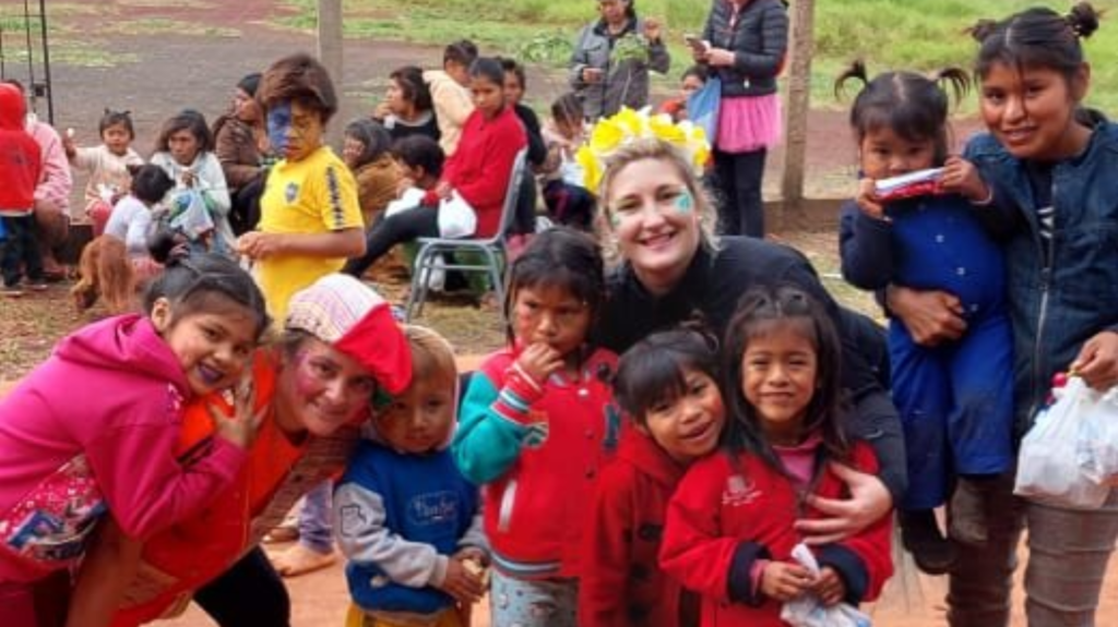 Eva Giachino: “El fin es que ellos se puedan olvidar por un ratito la realidad que viven”