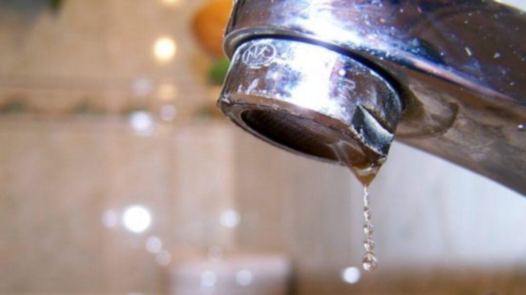 Un corte de energía afecta el servicio de agua potable en Dolores y Ayacucho