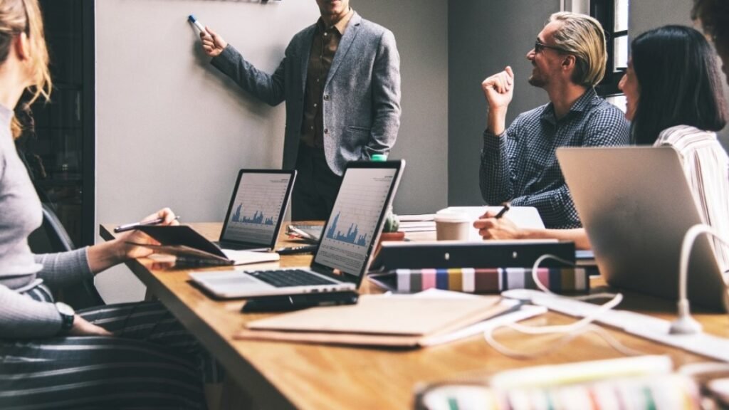 La oficina de empleo de Ayacucho anuncia búsquedas laborales activas en la ciudad