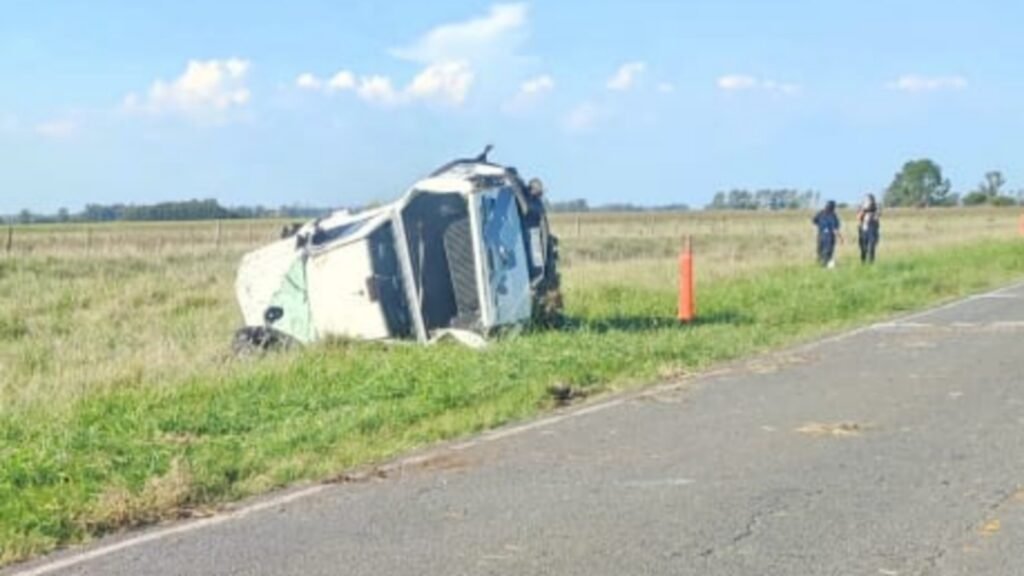 Dos personas trasladadas al Hospital luego de un accidente en ruta 74