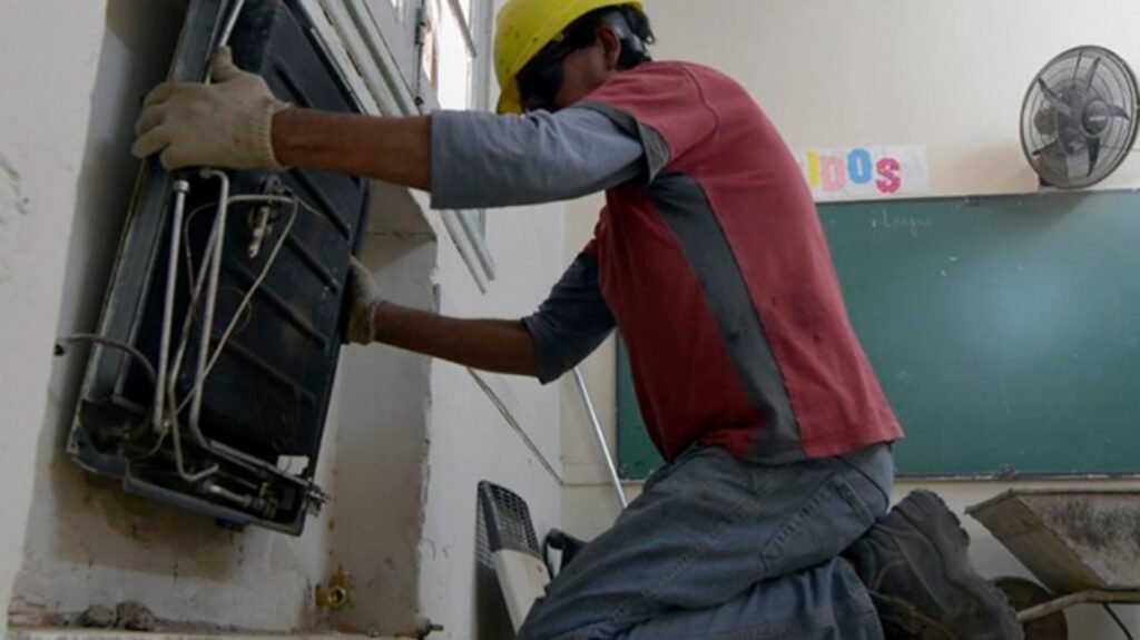 Consejo Escolar: “No se reportaron problemas en los sistemas de calefacción en Escuelas de Ayacucho”