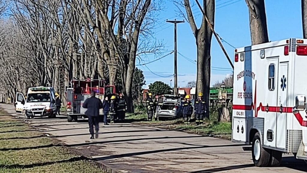 Una mujer falleció en un fuerte accidente en Acceso Perón