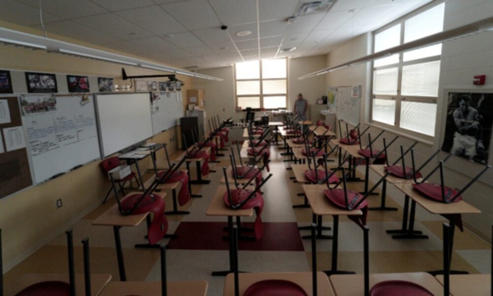 Tristeza y suspensión de clases: La trágica pérdida de una docente en Ayacucho