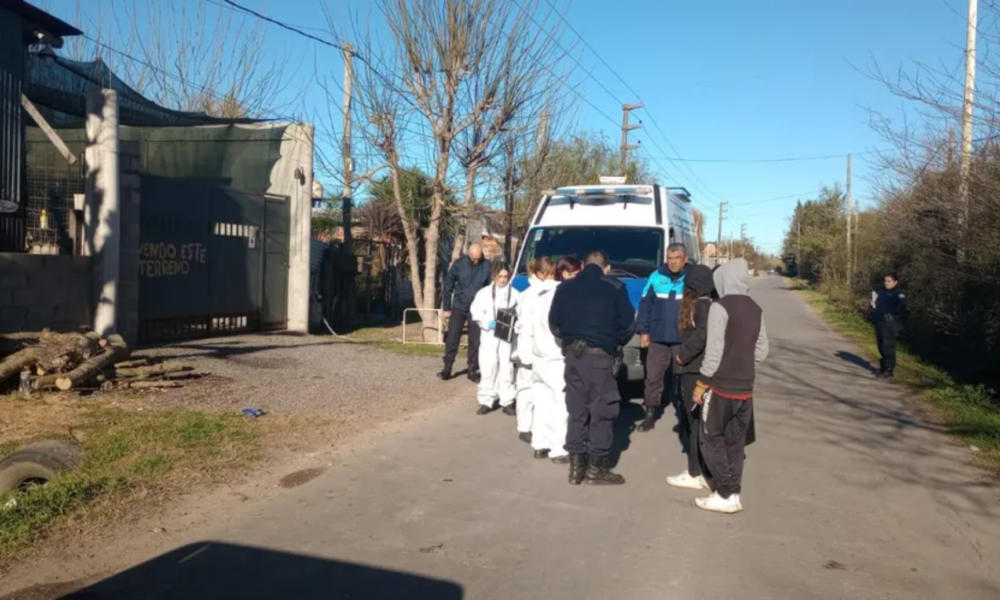 Horror en La Plata: un policía detenido por un doble femicidio