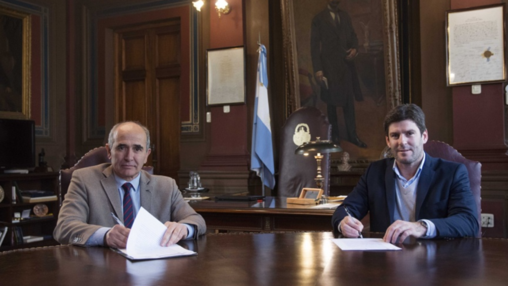 La UNLP y la municipalidad de Ayacucho firmaron un convenio de cooperación