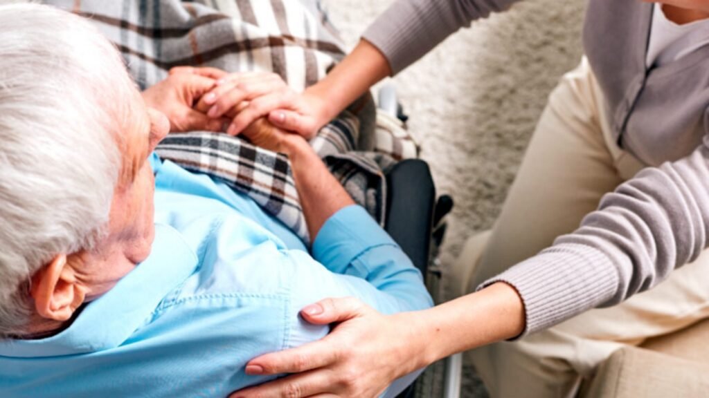 Empleo: Buscan cuidadora domiciliaria