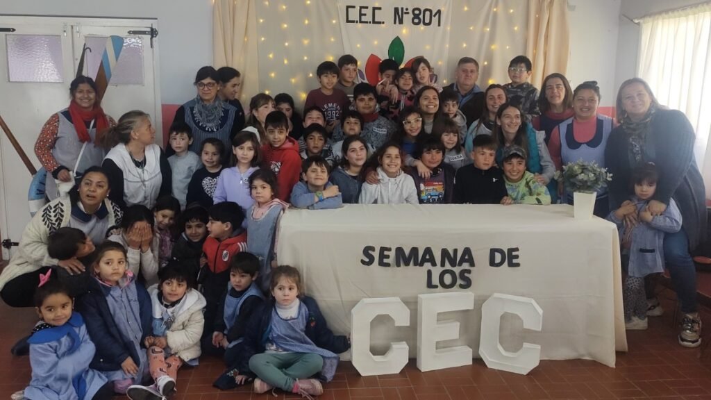 53 años de trayectoria del Centro Educativo Complementario de Ayacucho