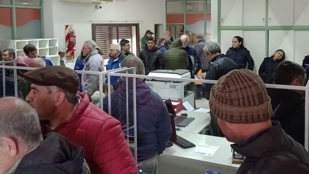 Tomaron una oficina pública en el sur de la Provincia de Buenos Aires: denuncian que el ente agrario está copado por La Cámpora