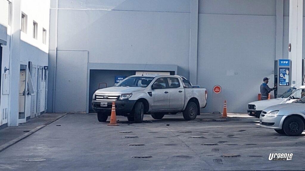 Un trabajador fue trasladado de urgencia al Hospital tras ser embestido por una camioneta