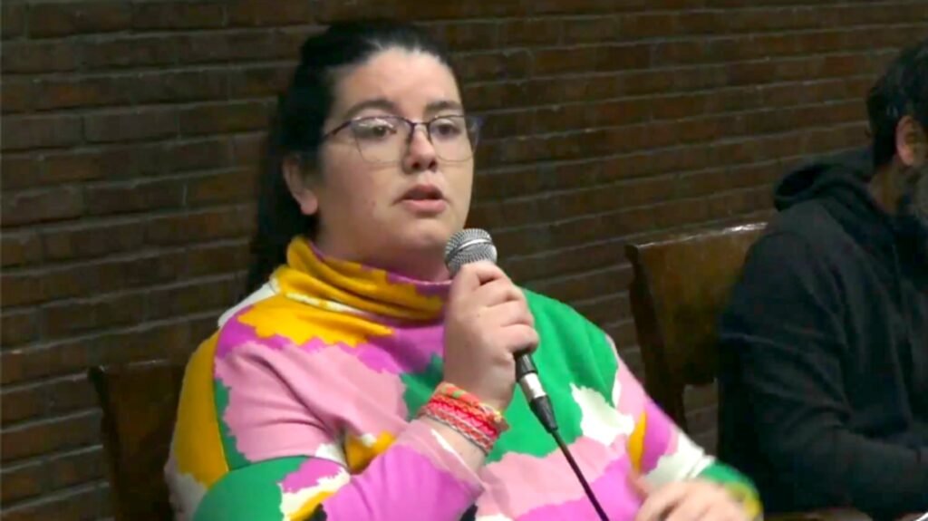 Sandra Divasson: “Hay militantes afines al Intendente que si pueden acceder a viviendas y hay vecinos que no”