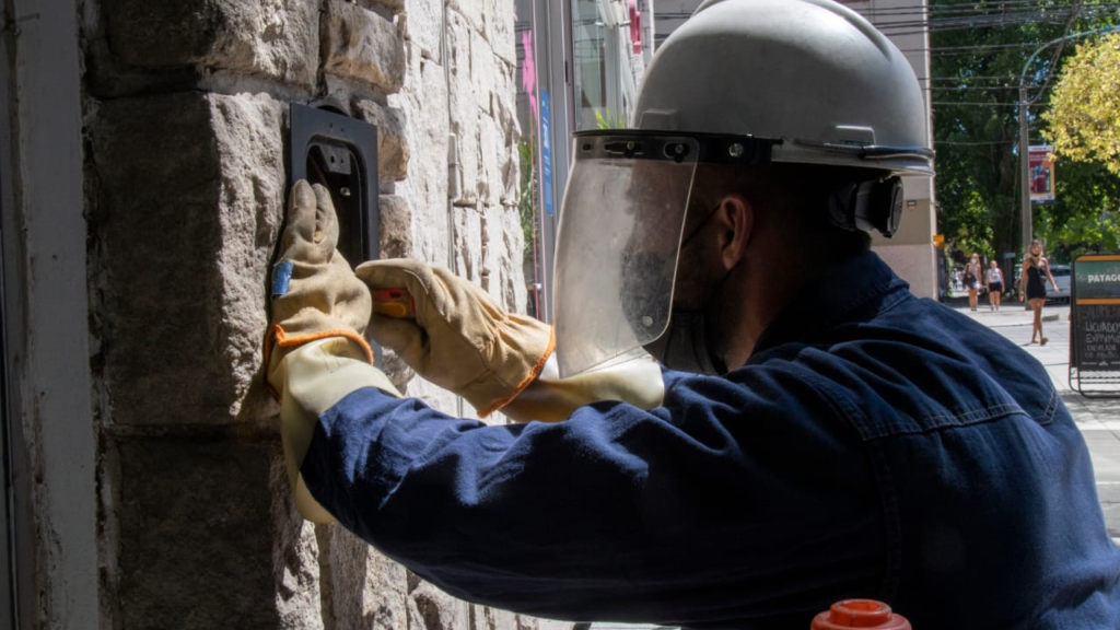 Delincuentes dicen ser operarios de EDEA y estafan a usuarios