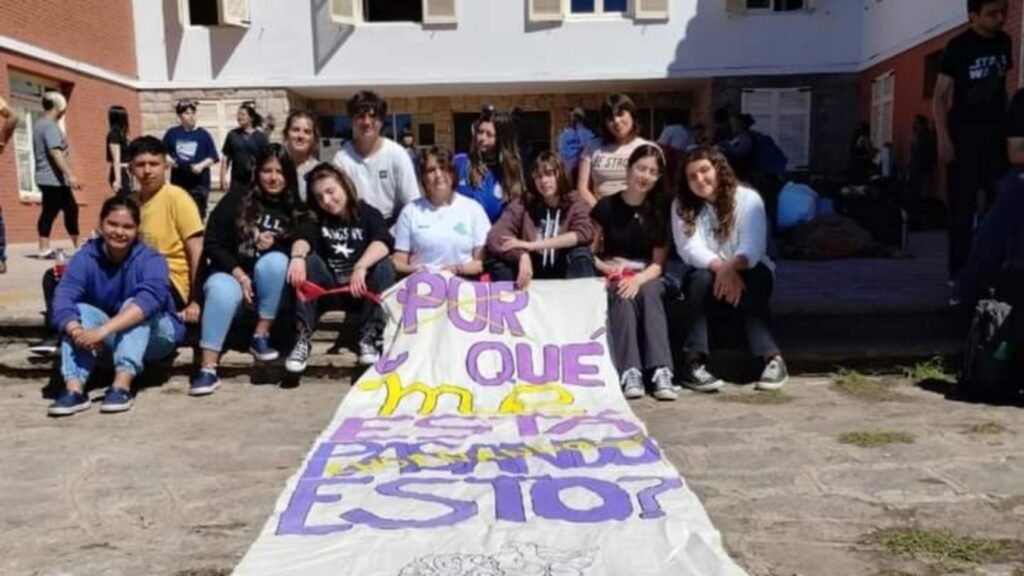 Mas de 150 personas de Ayacucho participaron del encuentro anual del programa “Jóvenes y Memoria”