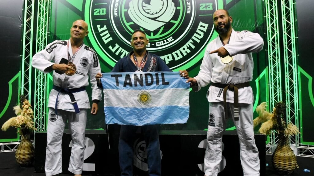 Santiago Díaz, un Tandilense que logró ser subcampeón en el mundial de Jiu Jitsu